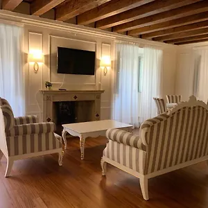 Cavour44 - Palazzo Canossa Appartement