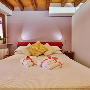  Apartment La Casetta A Santo Stefano